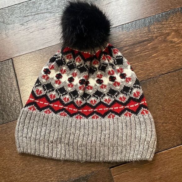 Vera Bradley beanie toboggan pom Pom red gray black winter - Picture 1 of 7